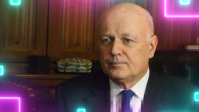 Sir Iain Duncan Smith a déclaré à Sky News que les régulateurs doivent disposer de pouvoirs accrus pour traquer et punir les propriétaires de casinos illégaux