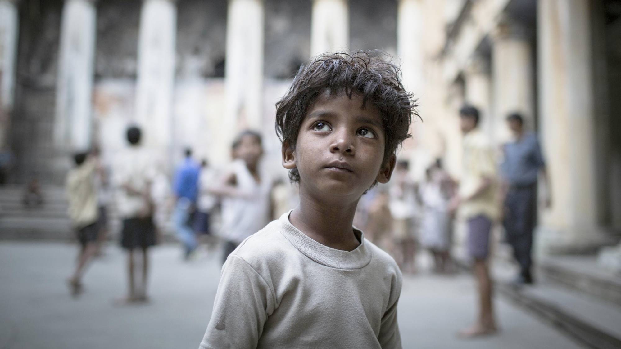 Sunny Pawar dans le rôle de Jeune Saroo Brierley dans 'Lion'
