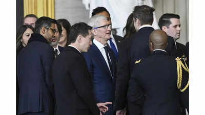 Les PDG de Google, Apple, Tesla et tous les autres félicitent le président américain Donald Trump