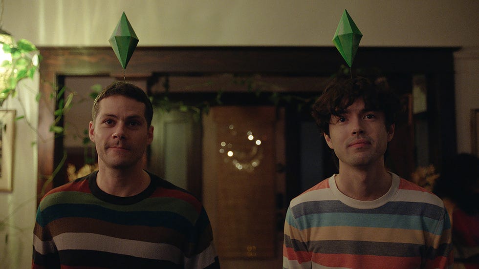 dylan o'brien et james sweeney apparaissent dans Twinless par James Sweeney, une sélection officielle du Festival du Film de Sundance 2025 courtesy of Sundance Institute photo par Greg Cotten