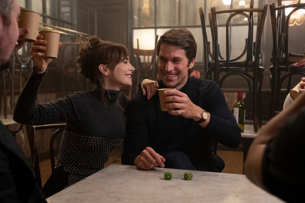 Emily et Gabriel dans Emily en Paris