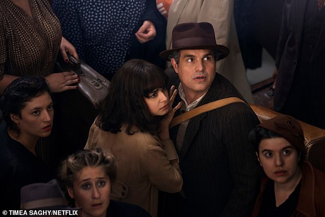 All The Light We Cannot See, une adaptation du roman lauréat du prix Pulitzer 2015, a été durement critiquée à sa sortie sur la plateforme de streaming en 2023
