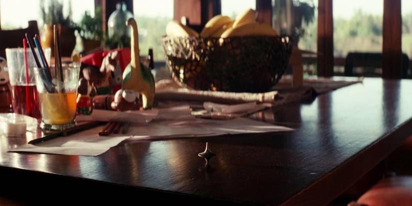 Le top qui tourne à la fin d'Inception