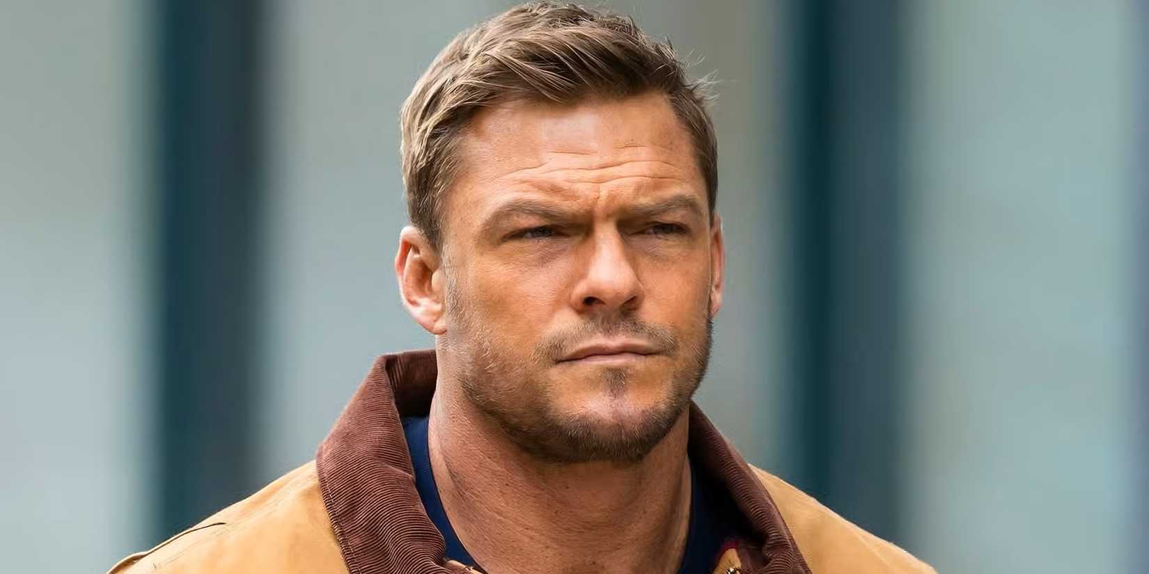 Alan Ritchson en tant que Jack Reacher