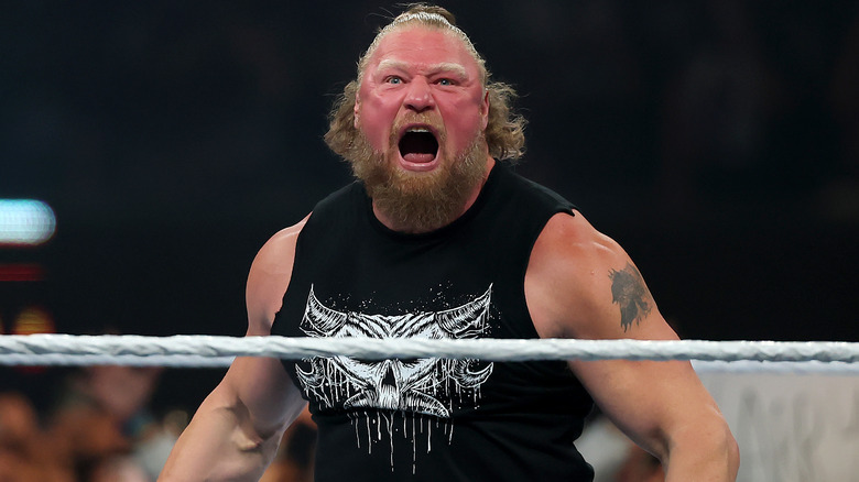 Brock Lesnar après avoir attaqué Corey Graves