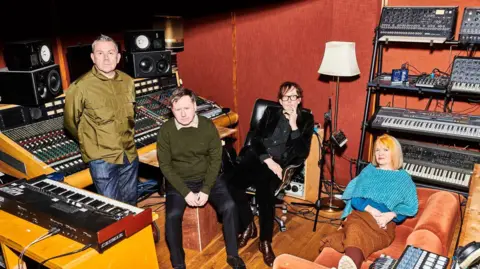Le groupe Pulp en studio