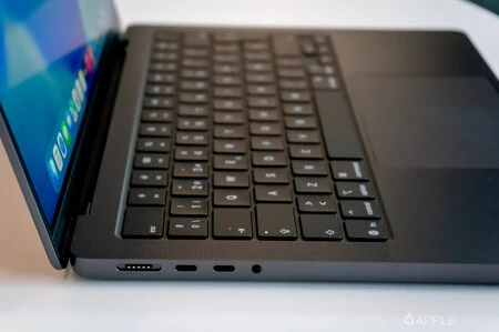 MacBook Pro M5