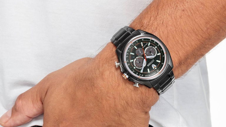 Montre Citizen CA4567-82H