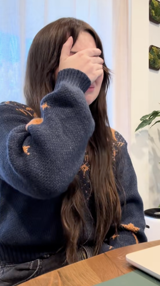 actrice en larmes sur tiktok