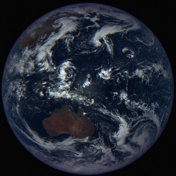 Vue de la Terre prise à 595 000 kilomètres: La NASA a publié des images incroyables de la Terre et de la Lune depuis l'espace.