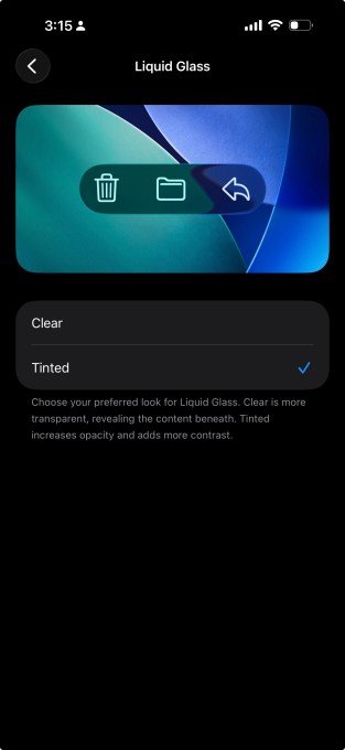 Un aperçu des nouveaux paramètres de verre liquide sur iOS 26.1