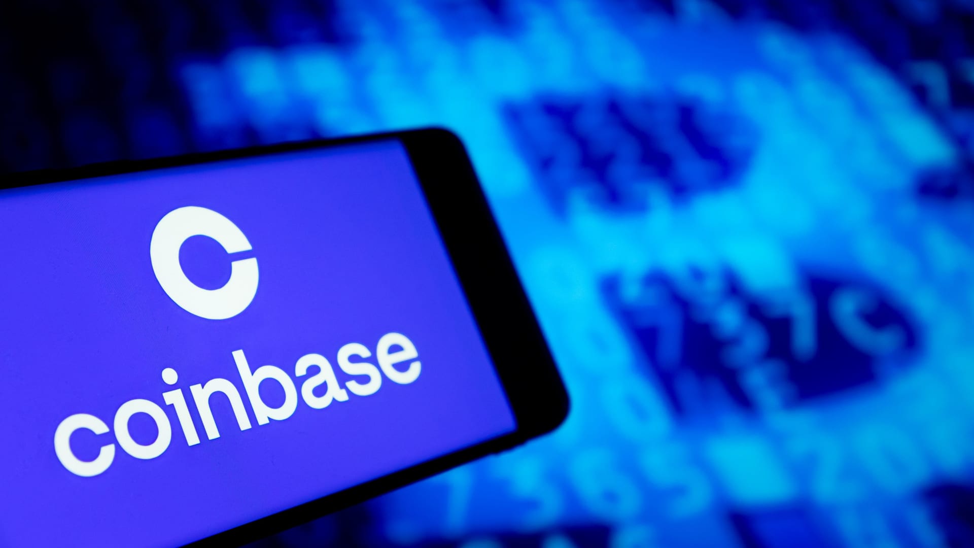 Coinbase s'apprête à dévoiler des marchés prédictifs propulsés par Kalshi, selon des sources !