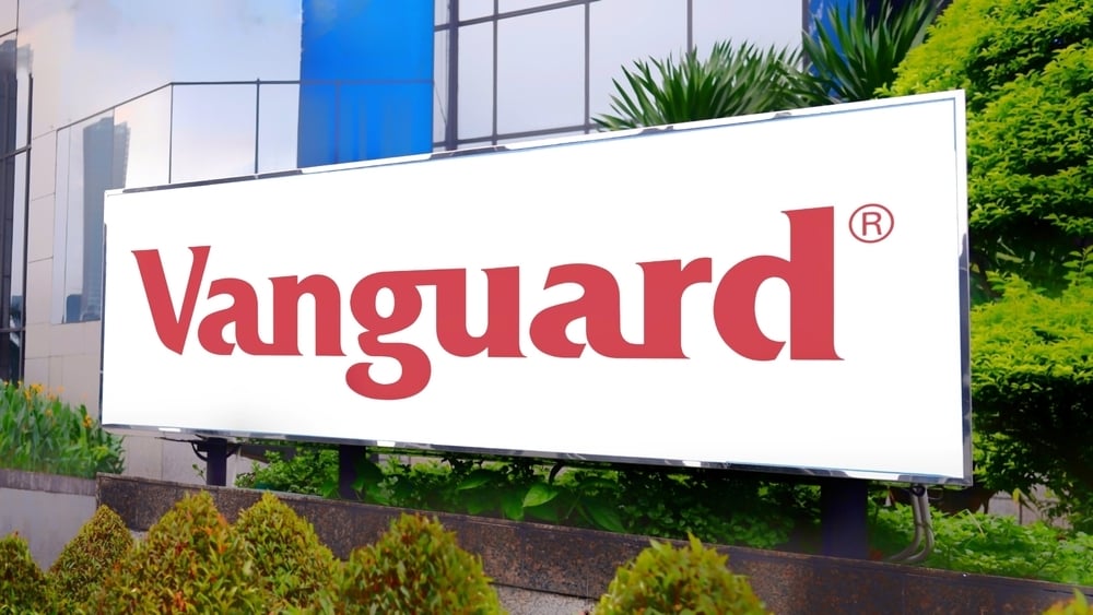 Un dirigeant de Vanguard compare le Bitcoin à un « labubu » numérique captivant !