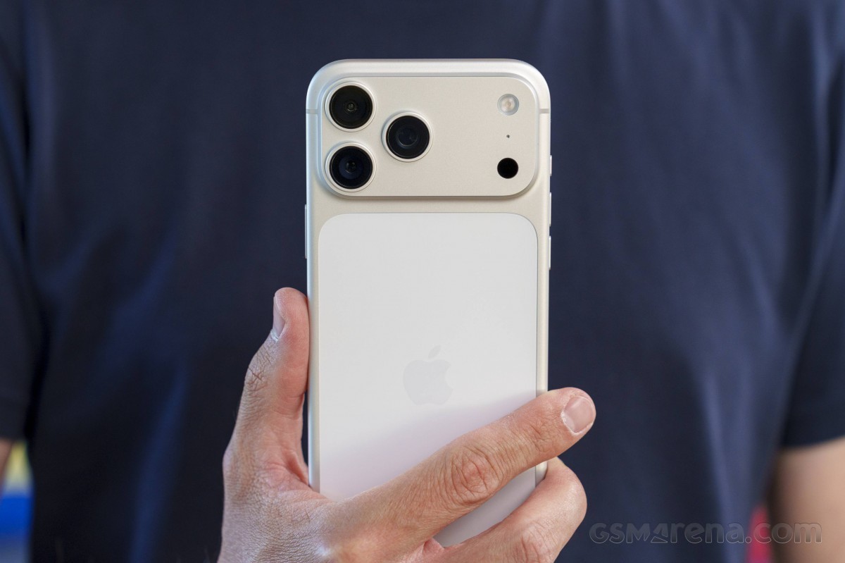 Expéditions de smartphones : Apple en tête, croissance de 2,3 % au T4 2025