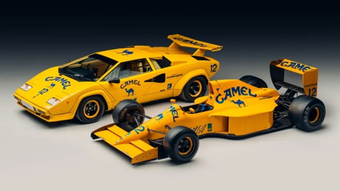Une F1 Vintage et une Lamborghini Countach à Saisir !