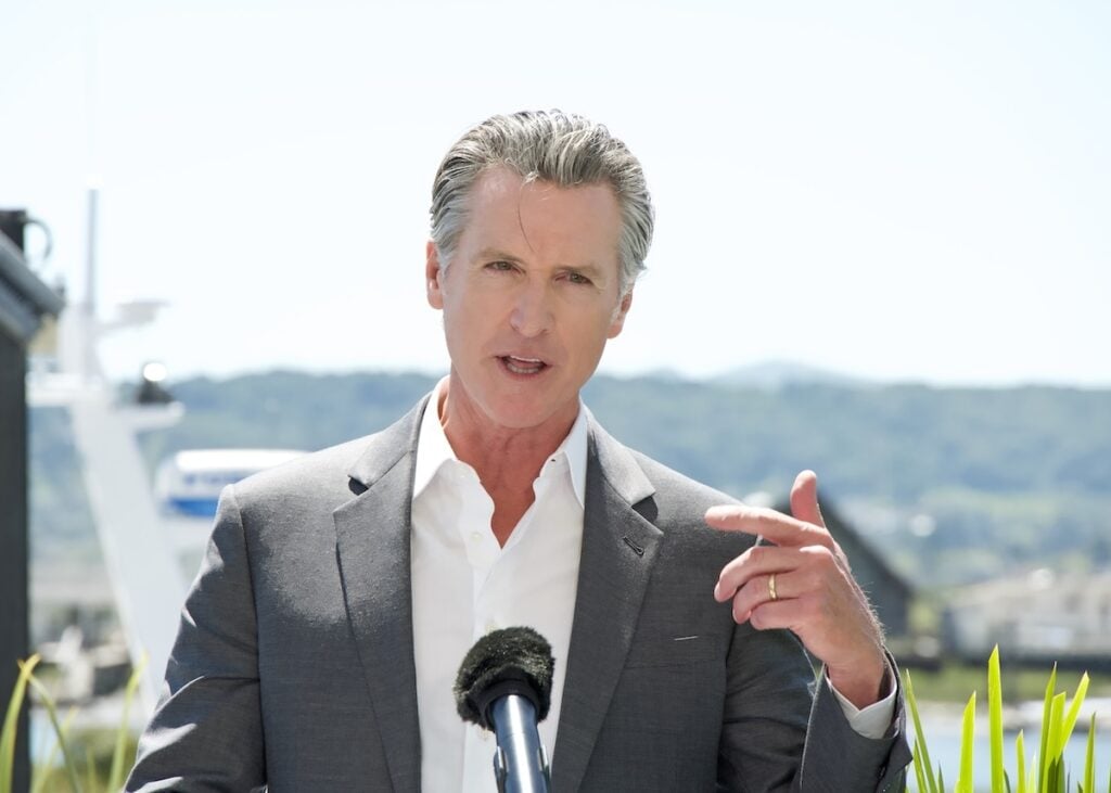 Gavin Newsom : Le Gouverneur de Californie Pille-t-il le Bitcoin des Gens ? Une Accusation Choc du Cofondateur de Gemini sur son "Terrible Gouffre Financier" !