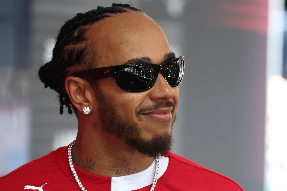 Le projet en dehors des pistes de Lewis Hamilton récompensé par un prestigieux titre du sport automobile britannique