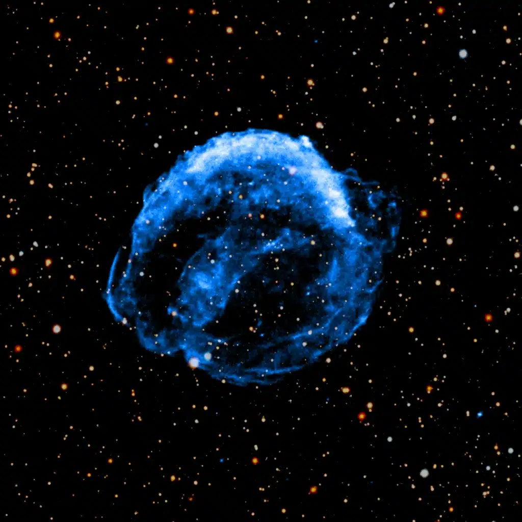 Une image à rayons X saisissante de la nébuleuse de Kepler, capturée par l'Observatoire Chandra de la NASA.