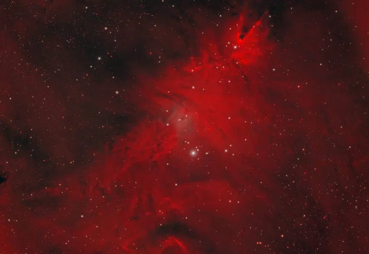 La nébuleuse se trouve dans la constellation de la Licorne