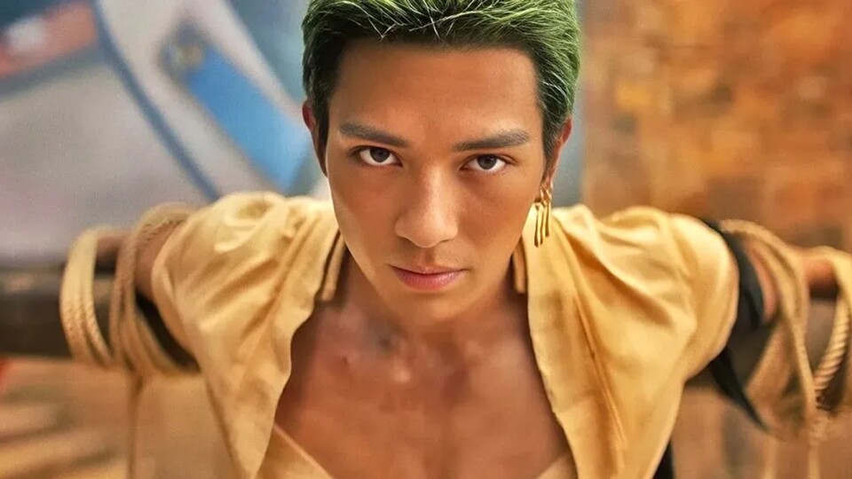 Mackenyu joue le rôle de Zorro dans One Piece. Son deck favori dans le jeu de cartes est lié à un de ses principaux adversaires. (Image : © Netflix)