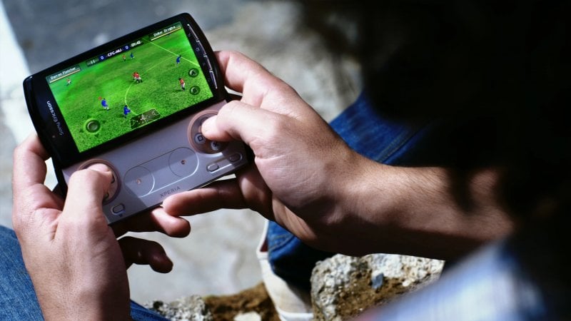 Sony Ericsson Xperia Play Sony Ericsson Xperia Play