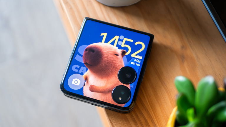 Profitez des réductions sur le Xiaomi MIX Flip, un des meilleurs mobiles pliables du marché.