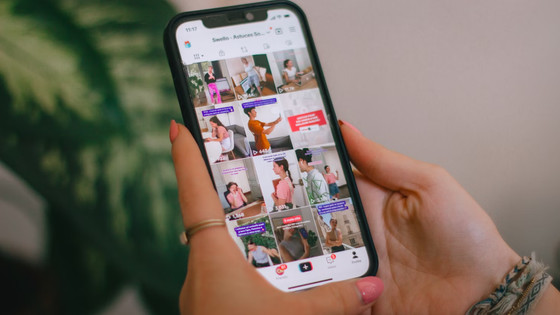 L'algorithme de TikTok et le défilement infini pourraient enfreindre la loi sur les services numériques, alerte la Commission Européenne !