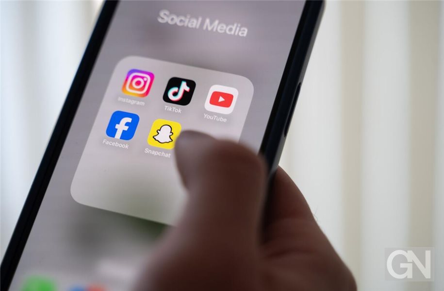 Pour de nombreux jeunes, les réseaux sociaux font déjà partie du quotidien. (Image d'illustration)