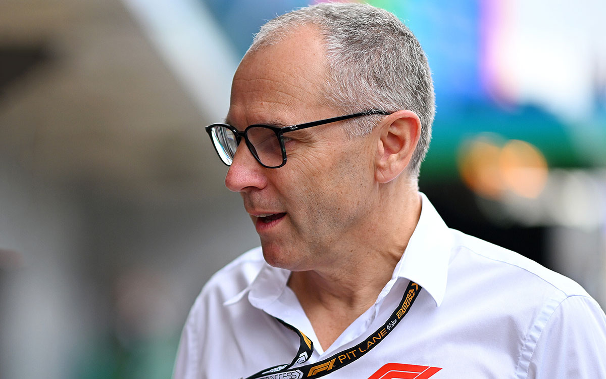 F1 : Le PDG appelle à écouter les critiques de Verstappen, soulignant l'importance et la responsabilité de ses paroles