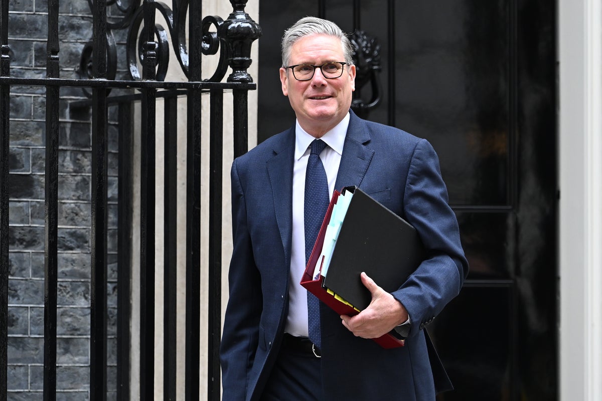 Starmer convoque les dirigeants de X, TikTok et Meta à Downing Street pour renforcer la sécurité des enfants en ligne !