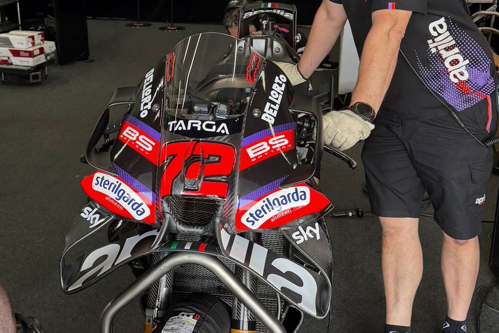 Détail du carénage de l'Aprilia à Jerez