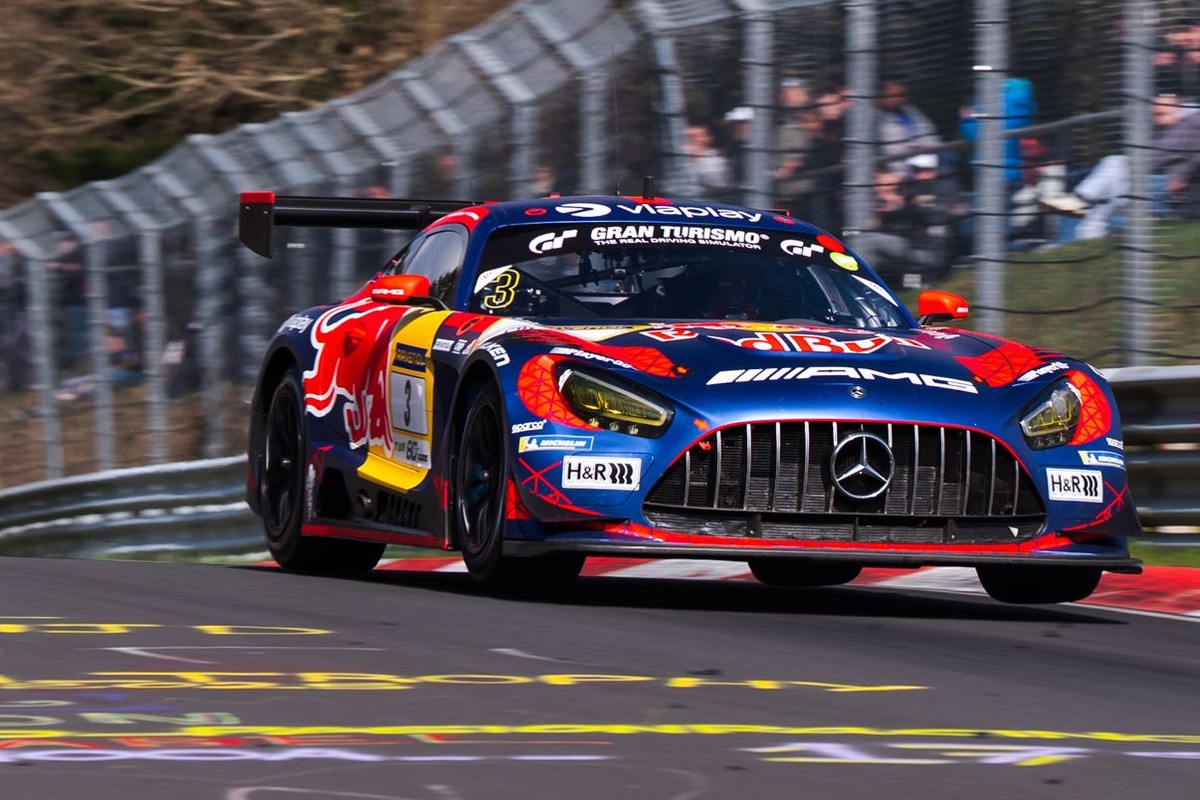 L'ascension de Max Verstappen en GT3 saluée par le pilote de voiture de sécurité de la F1, Bernd Maylander