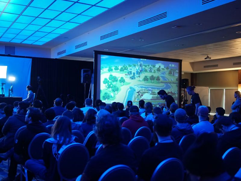 Auditorium lors d'une présentation sur le streaming et l'audiovisuel