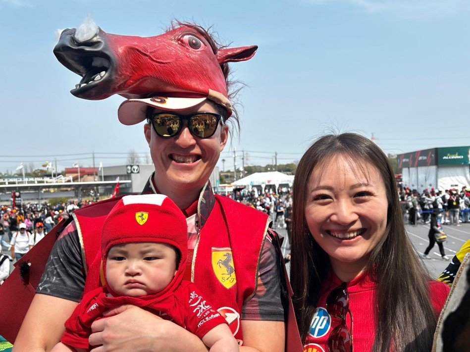 Le Grand Prix de Miami 2026 : Une jeune journaliste de 20 ans plonge dans le renouveau spectaculaire de la F1 avec plus de 300 000 fans à Suzuka après 20 ans !