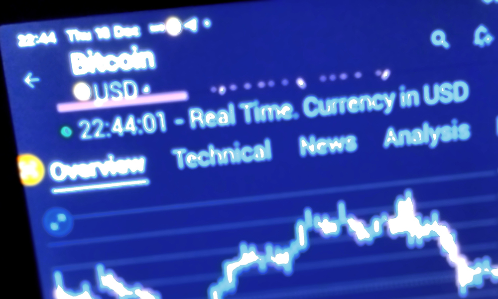 Alerte de Warren Buffett : Attention aux Cryptos et Marchés Prédictifs Risqués !