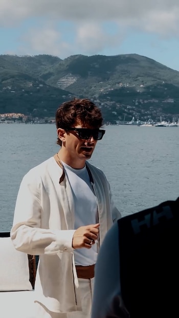 Charles Leclerc avec son yacht