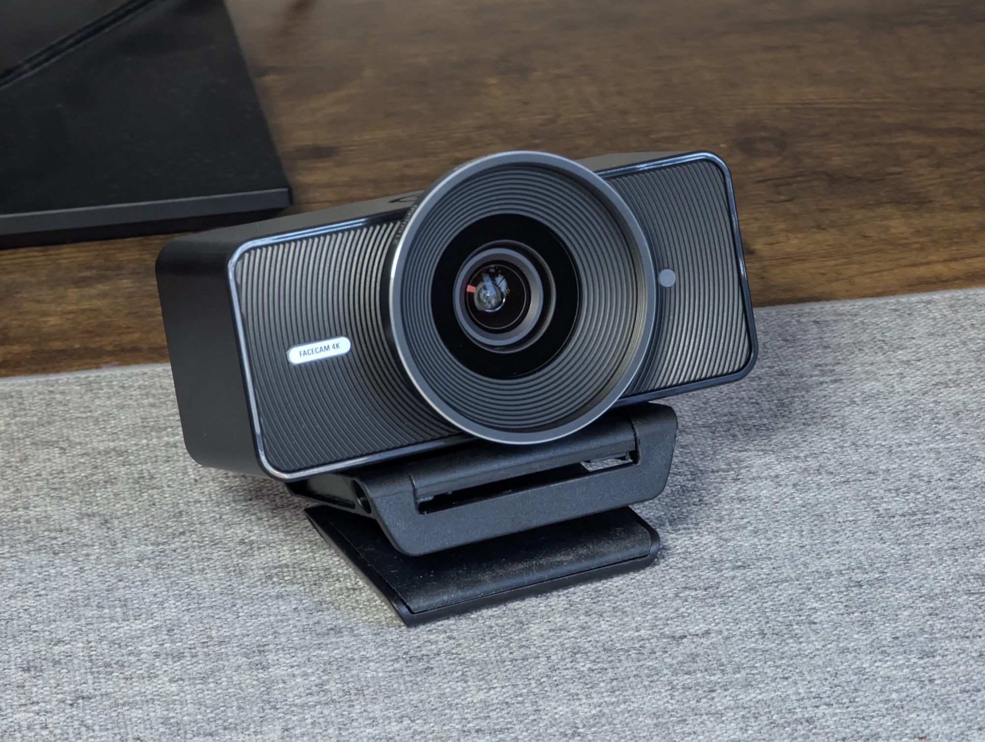 Elgato Facecam 4K : la révolution du streaming avec capteur Sony Starvis 2 et filtres ?
