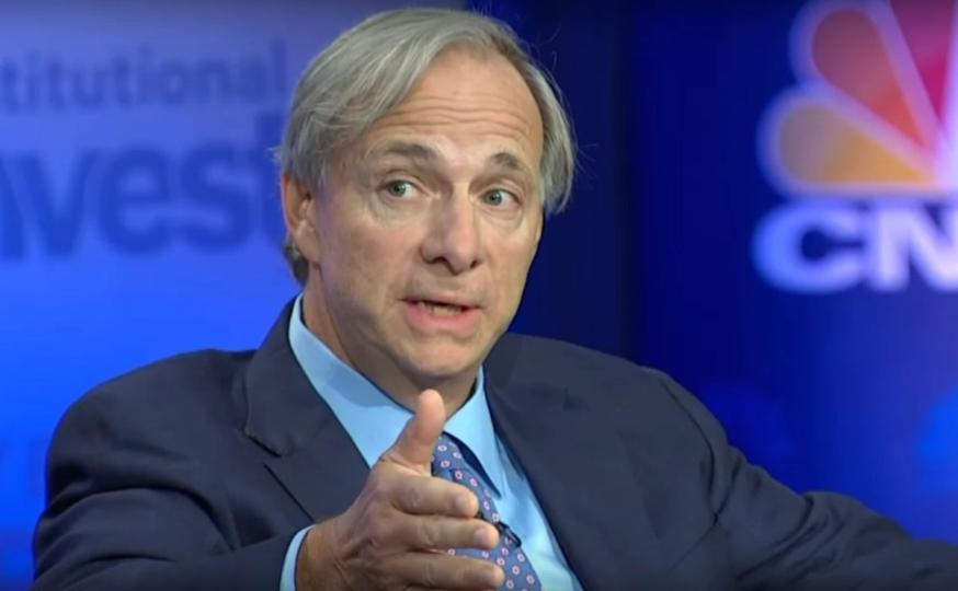 Ray Dalio révèle pourquoi les banques centrales évitent le Bitcoin