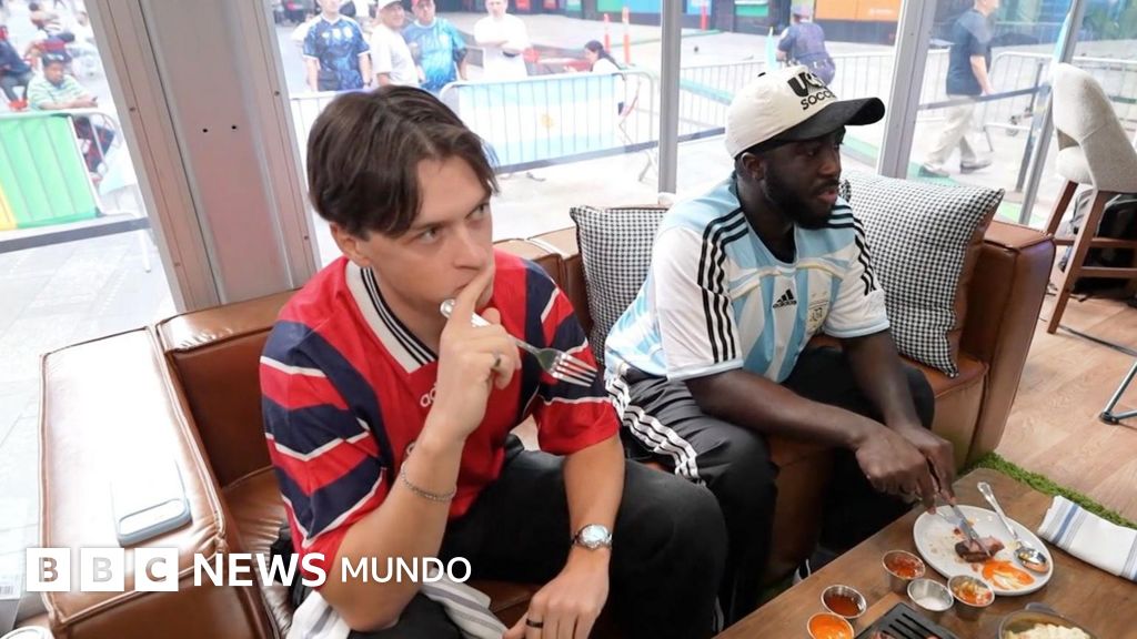 Des fans de football payés 50 000 dollars américains pour regarder tous les matchs de la Coupe du Monde