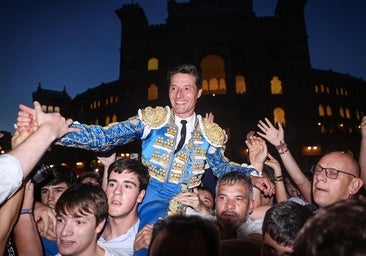 Urdiales révèle l'essence de la tauromachie à la Puerta Grande