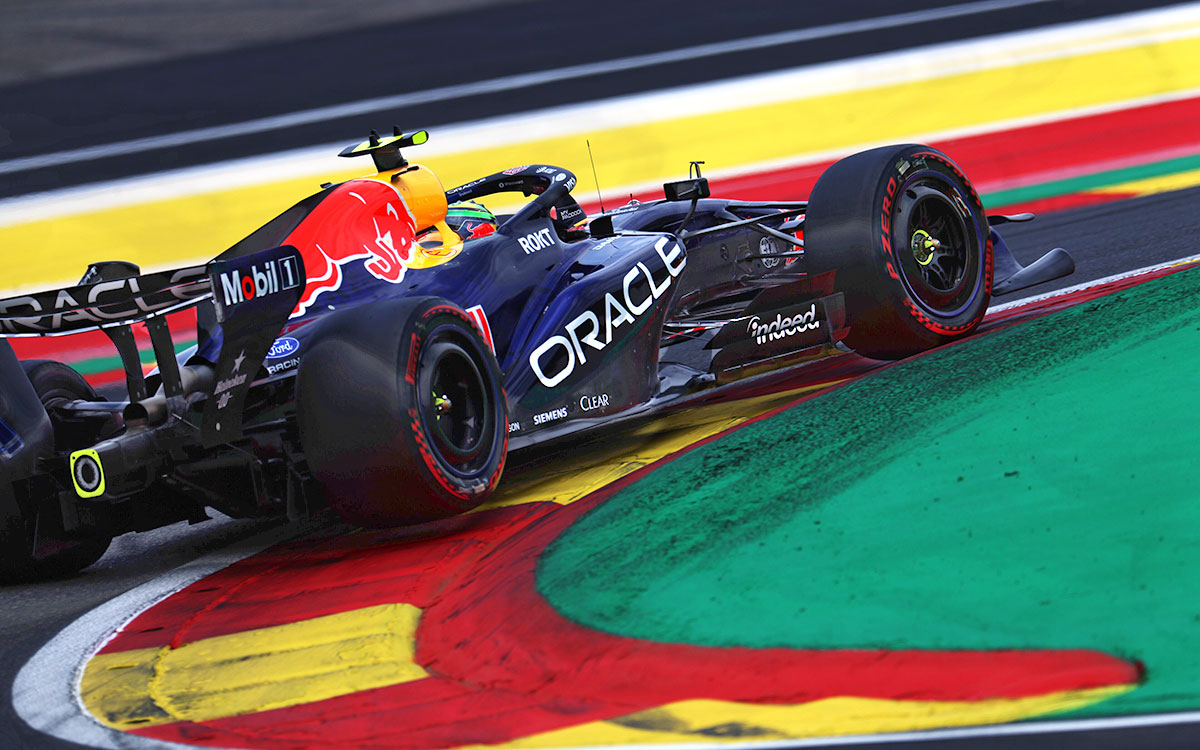 Isaac Hadjar sur la piste de Spa-Francorchamps