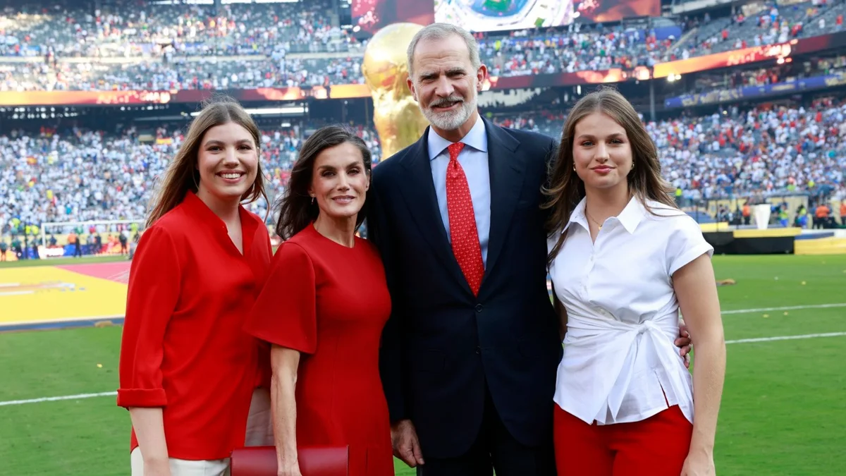 Qu'est-ce qui se cache derrière le phénomène viral de la Famille Royale ? Les clés de leur succès à la Coupe du Monde 2026 qui les propulsent en tête des réseaux sociaux.
