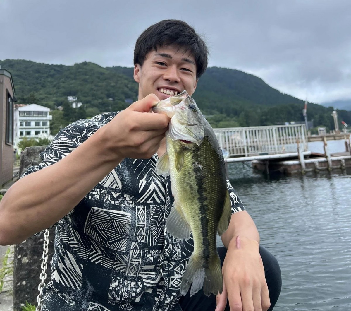 Deuxième hobby d'Ai Ogura : la pêche