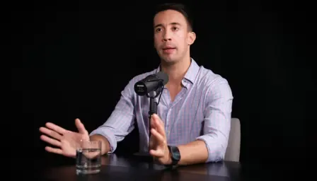 Pablo Vázquez, expert en IA, lors du pódcast 'Otra Forma'