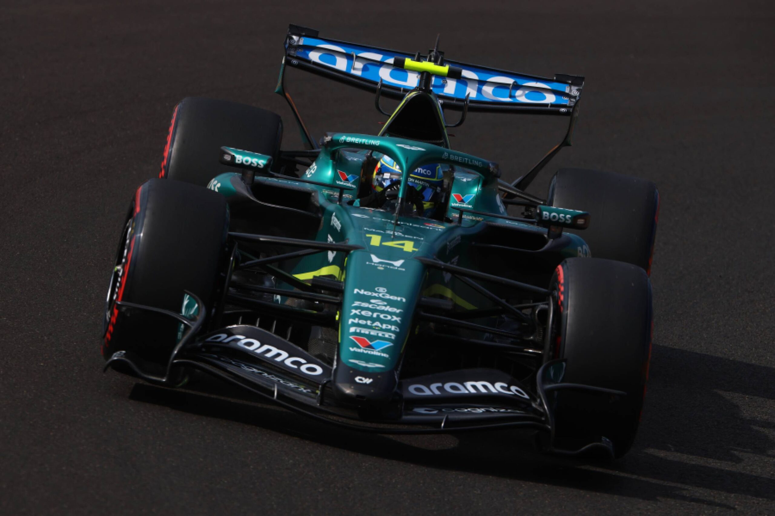 Alonso atteint la Q2 et se qualifie en 16e position, avec Str...