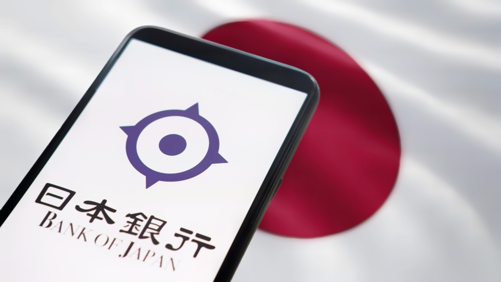Aujourd'hui dans le monde des cryptomonnaies : La Banque du Japon fait plonger le BTC de plus de 20% ! Hitachi lance un nouveau service de surveillance des stablecoins - CRYPTO TIMES