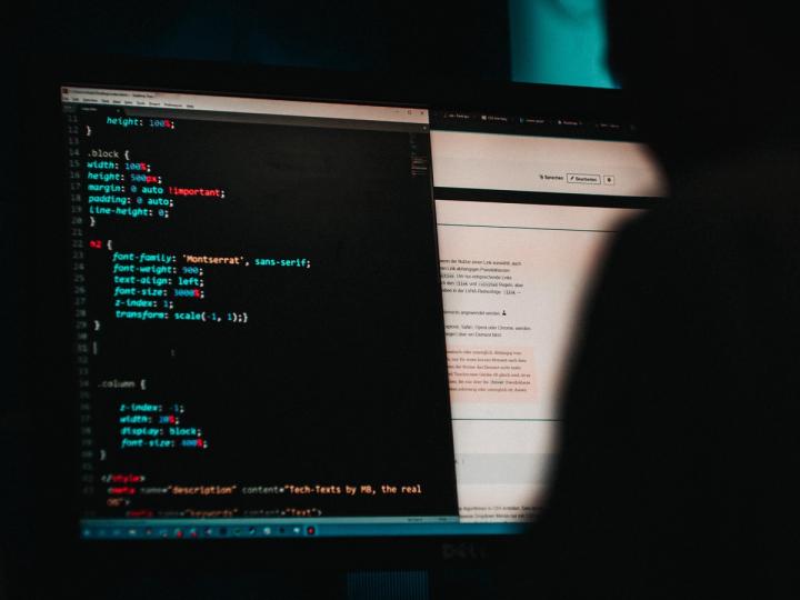 Effondrement d'un stablecoin : 99% de sa valeur disparaît après un exploit de 1 million de dollars qui vide ses coffres en bitcoins