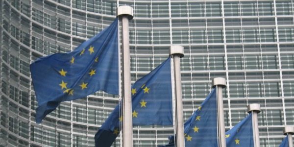 UE