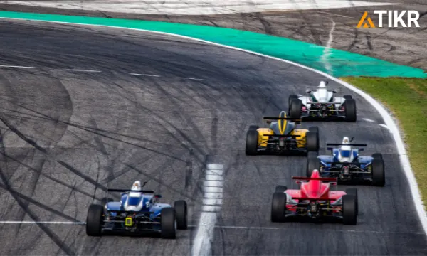 Les Actions de Formula One Group sur le Parvis de Wall Street : Un Potentiel de 18 % d'Augmentation d'Ici 2026 !