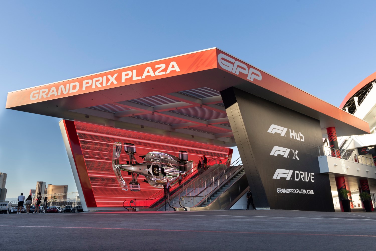 Plaza du Grand Prix de COTA en effervescence avec des événements avant le USGP
